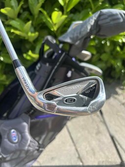 Prodám juniorský golfový set US Kids Golf, 54" - 3