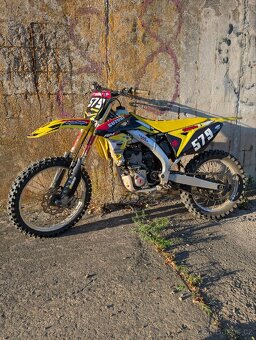 Suzuki rmz 250 - 3