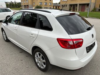 Seat Ibiza 1.4i 63 kw rv.7/2011 pěkný stav,klima - 3