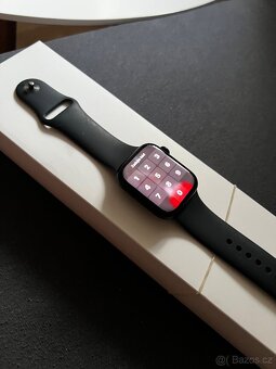Apple Watch 8 45 mm - 3