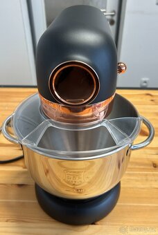 Kuchyňský robot - 3