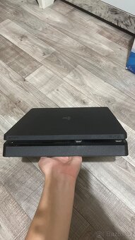 Playstation4, 500GB + 2 ovladače - 3