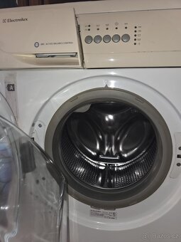 Funkční pračka Electrolux EWF 810 - 3