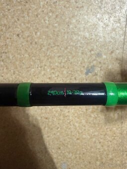 Privlacovy prut delphin+navijak shimano nove - 3