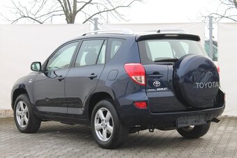 Toyota Rav4 2.2D-4D 100kW + 4X4 + BEZ KOROZE + TAŽNÉ - 3