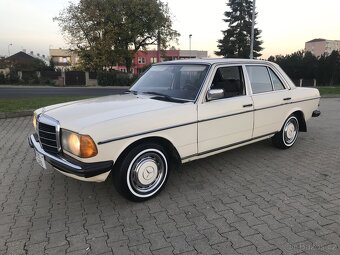 Mercedes Benz W123 240D - 3