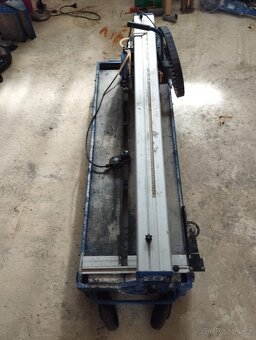 Řezačka na obklady - 3