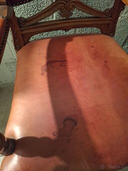 2kusy dřevěných kožených křesel - 3