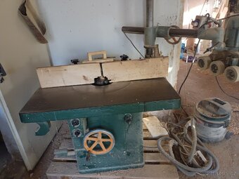 Vybavení truhlářské dílny,fréza,dlabačka,bruska. - 3