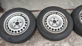 Sada plechových disků na VW T5/T6 na zimních pneu Semperit - 3