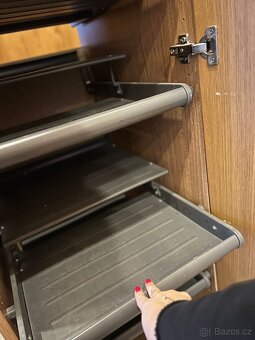 Skříňový systém IKEA PAX - 3