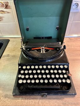 Psací stroj Remington - 3