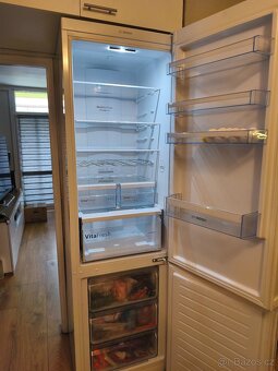 Lednice s mrazákem Bosch - 3