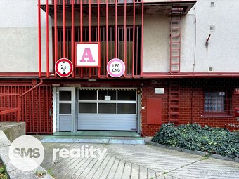 Samostatná garáž na Žižkově, 18m2 - 3