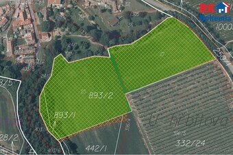 Prodej pozemků o výměře 22.490 m2 v obci Tismice u Českého B - 3
