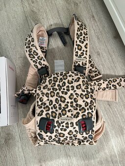 BABYBJÖRN Ergonomické nosítko - 3