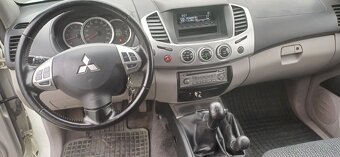 Mitsubishi l200 - 3