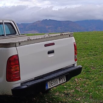 Toyota Hulux - 3