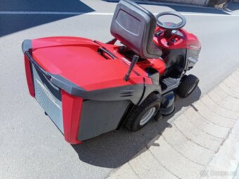 Prodám  zahradní traktor Castelgarden 17.5 Hp TX102 HYDRO - 3