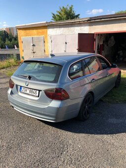 BMW E90 330xd - 3