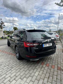 Škoda Superb sportline 140Kw 4x4 DSG 7st. - 3