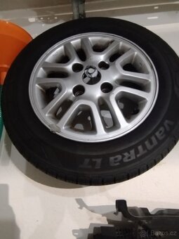 Nissan NV200 - zátěžová celoroční kola 14" - 3