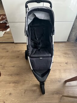Sportovni kocarek Thule spring - 3