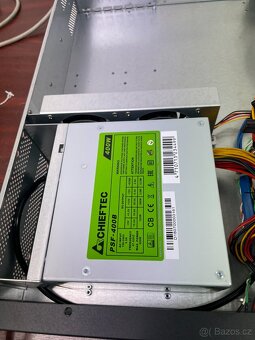 Chieftec UNC 210T černá racková skříň formátu 19" 2U - 3