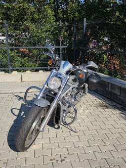 Harley davidson V-Rod - 3