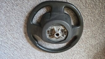 Multifunkční volant Peugeot 508 - 3