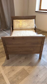 Rostoucí postel IKEA Sundvik - 3