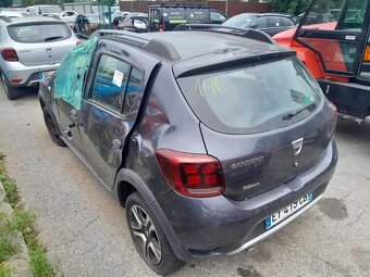 Dacia Sandero 1,5 dCi Stepway - 3