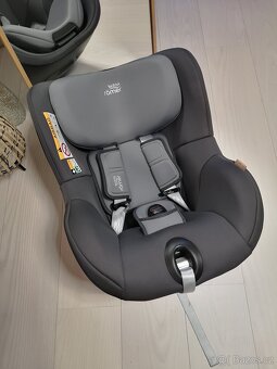 Autosedačka Britax Römer Dualfix 5Z - 3