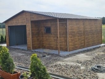 Plechová garáž 7x8m. - 3