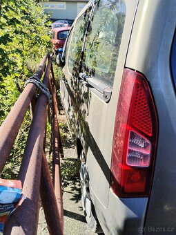 Prodám jen díly Peugeot partner 1.6 68 kw - 3