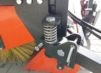 Zametací stroj na traktor - 3
