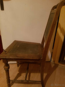 Historická židle vhodná na renovaci - 3