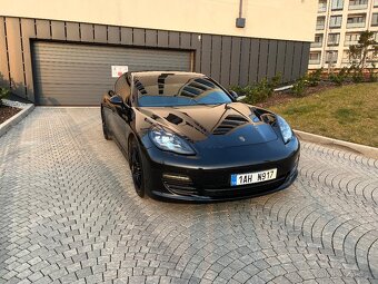 PORSCHE PANAMERA 970 - 3