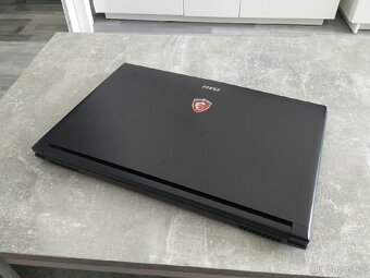 MSI GL72 60F - 3