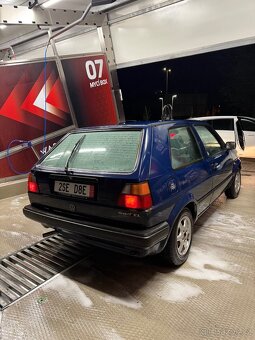 Volkswagen Golf 2 1.6 - 3