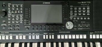 YAMAHA PSR S975 + CASE THON - 3