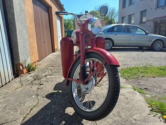 JAWA pérák - 3