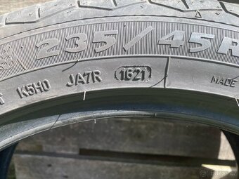 235/45/R18 Letní pneu DEBICA - 3