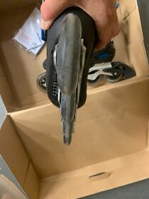 Kolečkové brusle Rollerblade Spark 90, vel. 42,5 - 3