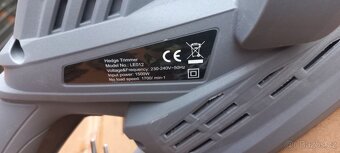 nůžky na živý plot LEO12 1500 W, použité 10 minut jako nové - 3