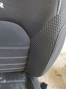 Dacia duster sedacky predni - 3