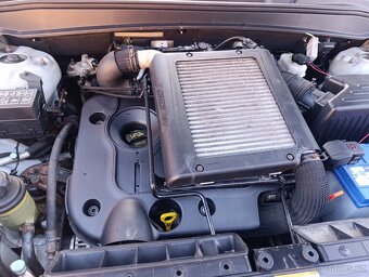 Hyundai Santa Fe - 3