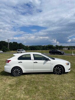 Mitsubishi Lancer sportback - 3