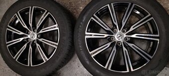 Volvo XC60:II gen.,facelift,alu 19',zimní,Dunlop - 3