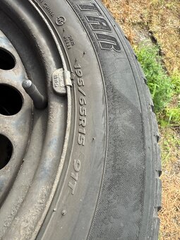 Plechové disky 5x112 R15 včetně zimních pneu - 3